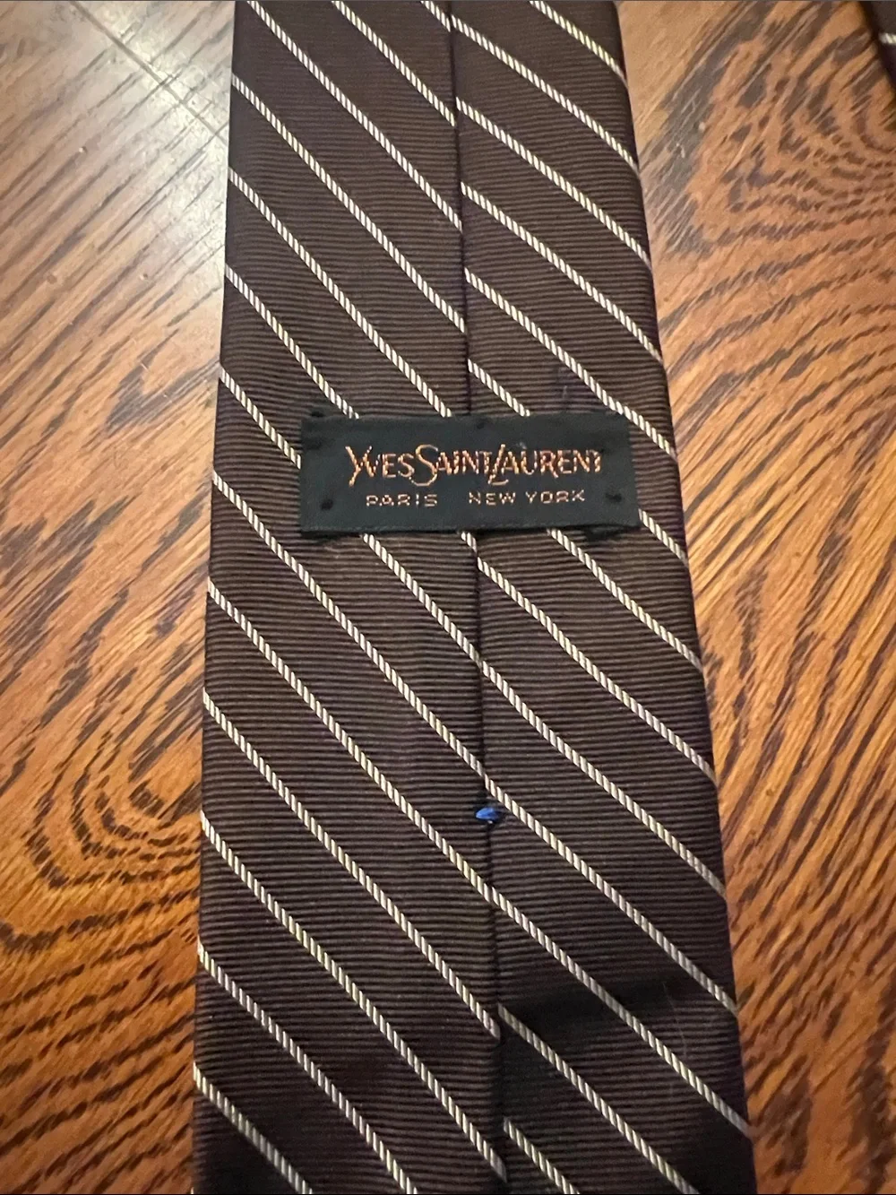 Vintage Yves Saint Laurent necktie EEEUC